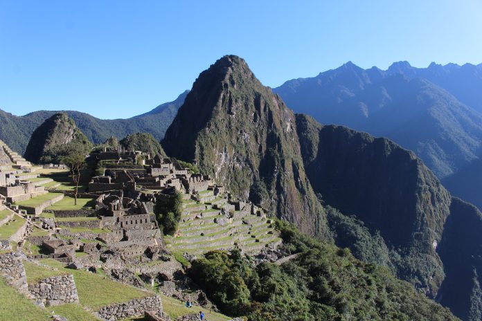 Gremios turísticos de Perú exigen eliminar la venta presencial de entradas a Machu Picchu