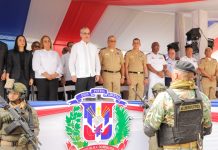 Presidente Abinader encabeza desfile cívico-militar por el 181 aniversario de la Constitución dominicana