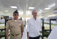Presidente Abinader inaugura remozadas obras en la sede del Ministerio de Defensa