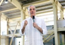 Presidente Abinader ordenó al SeNaSa constituirse en actor civil para recuperar «hasta el último peso robado»