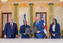 Gobierno y UCATEBA acuerdan financiar 300 becas universitarias para el sur profundo del país