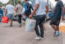 Trasladan otros 400 privados de libertad de La Victoria al CCR Las Parras