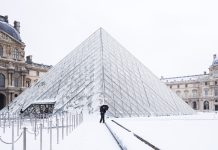 El Louvre reabre completamente tras la suspensión de la huelga de los empleados