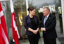 Dinamarca y EE.UU. no resuelven sus diferencias sobre Groenlandia y crean grupo de trabajo