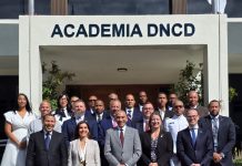 Embajadora de EE.UU y presidente de la DNCD clausuran primer ciclo de capacitación en desmantelamiento de laboratorios clandestinos