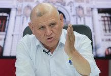 Fallece el candidato presidencial peruano Napoleón Becerra en un accidente de tránsito