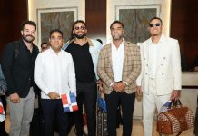 Ministro de Deportes recibe al equipo del Clásico Mundial de Béisbol