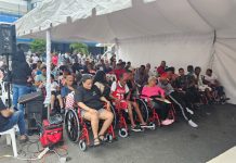 Cientos de beneficiados con sillas de rueda de Whellchair Foundation y la Fundación Cruz Jiminián