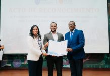 Rafael Féliz es reconocido por la UASD como docente destacado de Sociología