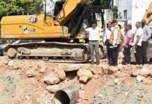 Fellito Suberví supervisa avance de trabajos en cañada Juan Valdez y Los Girasoles en el DN